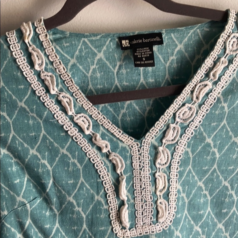 Valerie Bertinelli tunic Top - Picture 3 of 5
